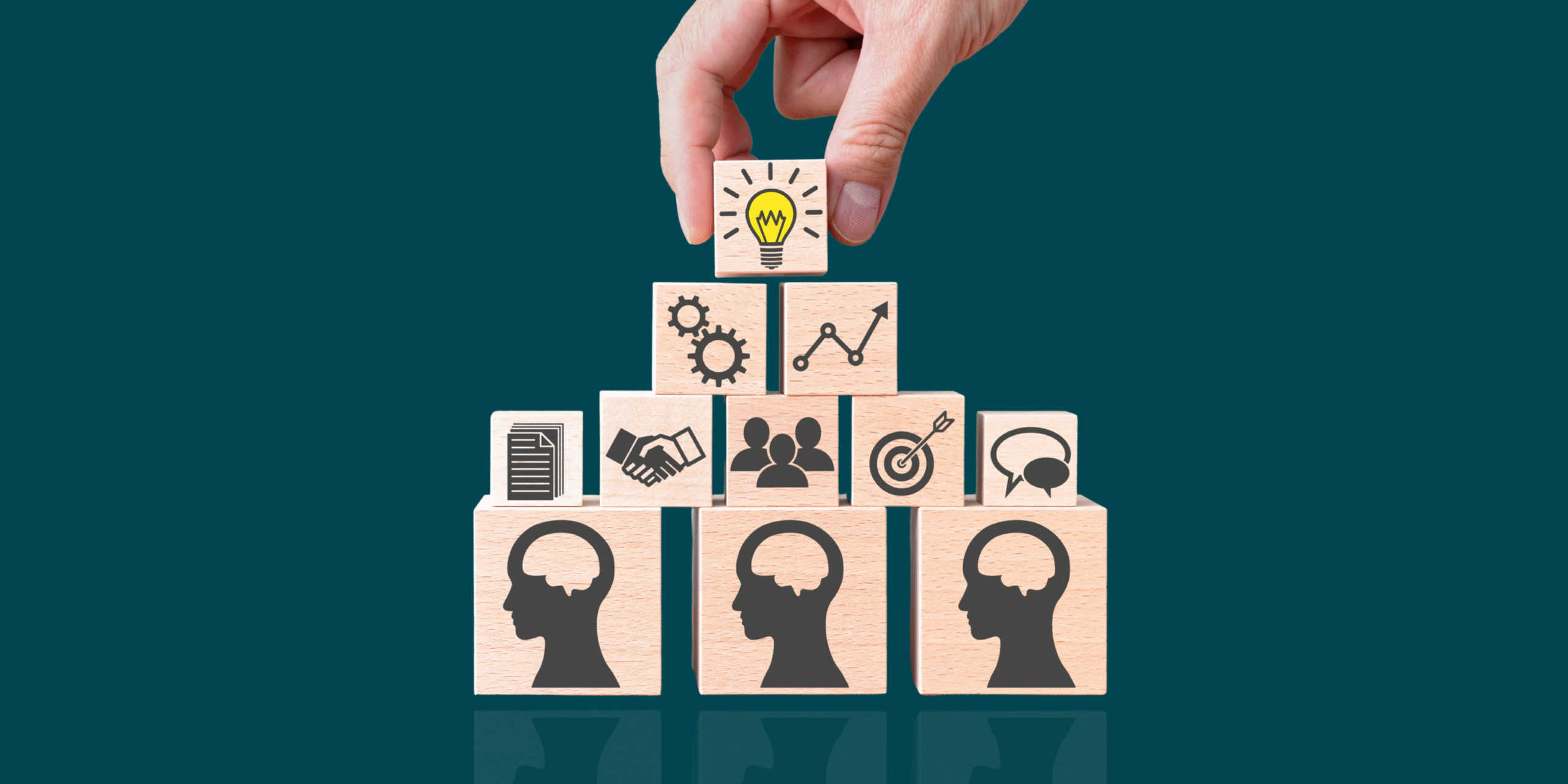 11 CEO-Approved SECRETS To Manage Virtual Assistants Like A Pro (Boost Productivity Fast)